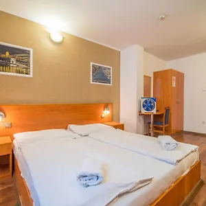 Hotel Easy Star ***