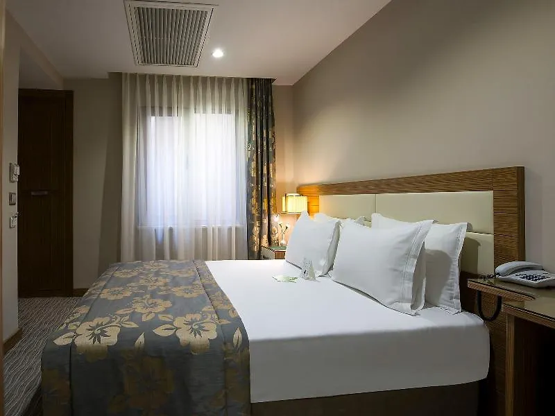 Yasmak Comfort Hotel Istanbul